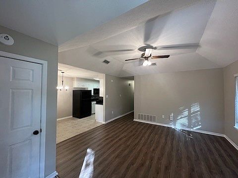 3rd image of 1337 Westheimer Rd