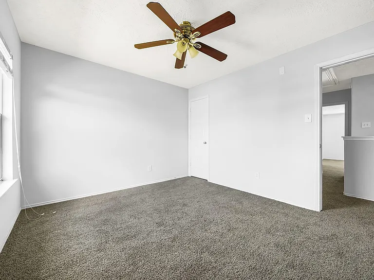 307 Gateship Dr — Photo 15