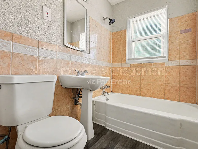 6230 Agnes Ave — Photo 12