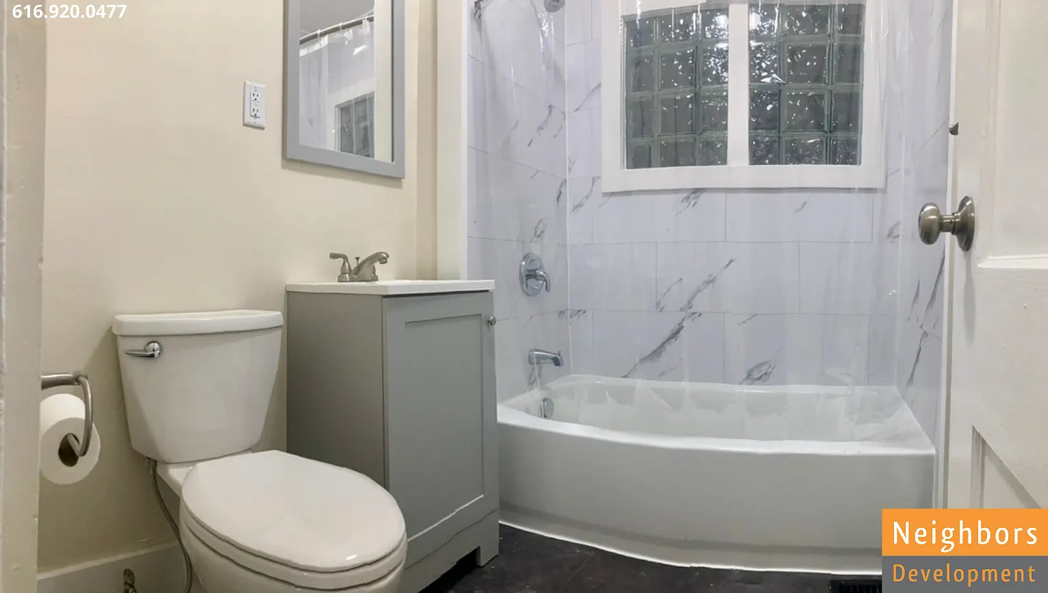 1139 Walker Ave NW - 1 — Photo 4
