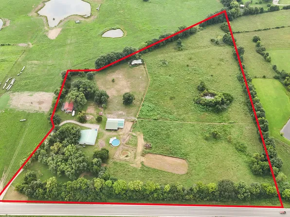 7198 Highway 24, Huntsville, MO 65259