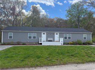 194 S Pier Rd, Narragansett, RI 02882