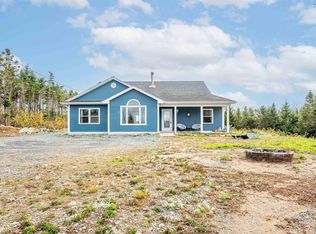 281 Heselton Dr, Halifax, NS B0J 2L0