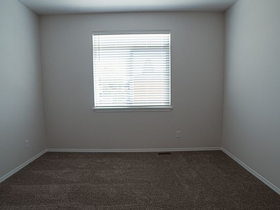 4th image of 17619 N Viewmont Rd