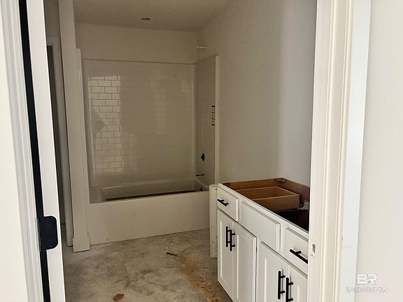 5th image of 27650 Pollard Rd