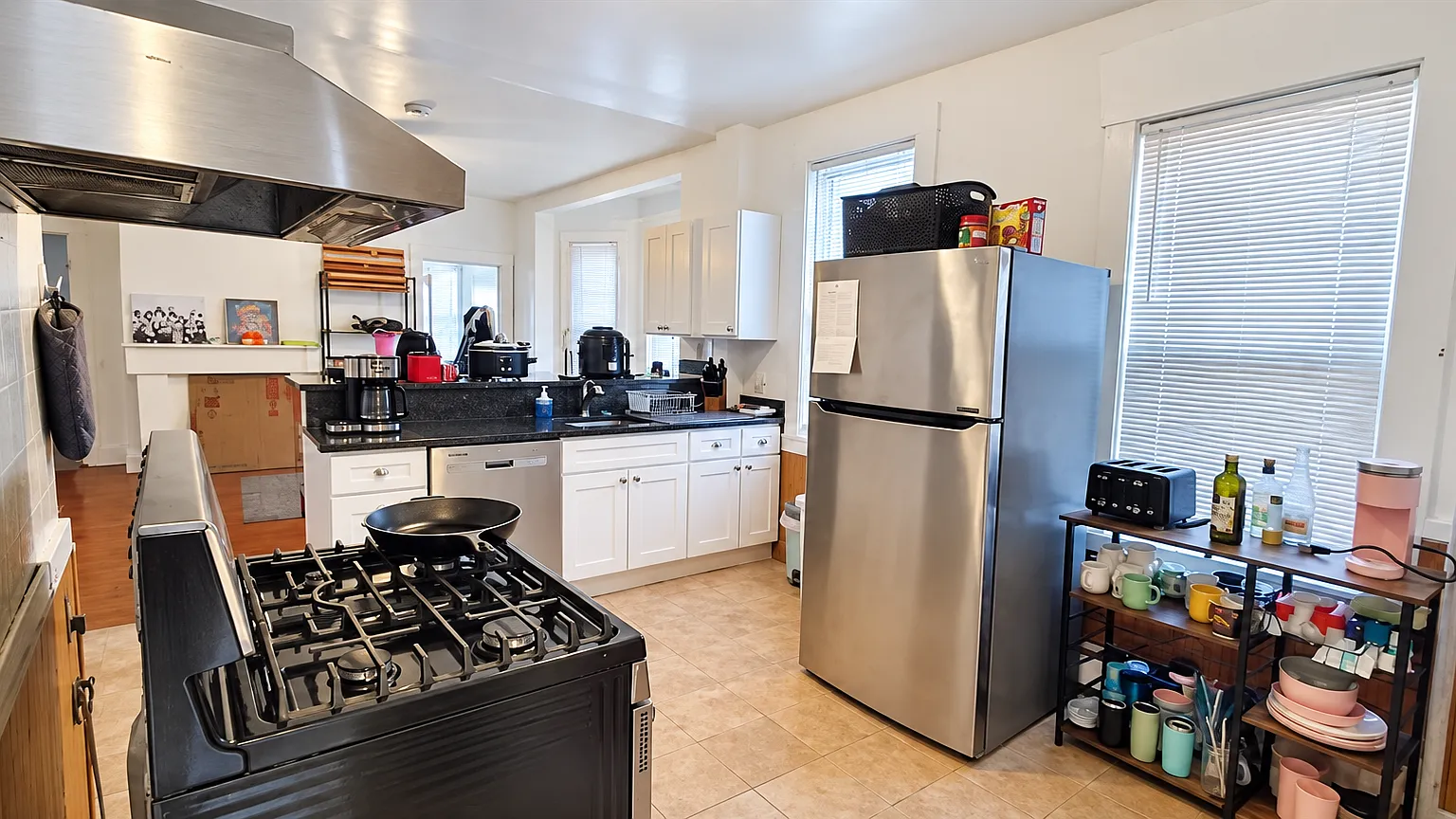 3 bed, 1500 sqft, $1,275 — Photo 3