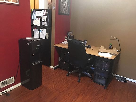 Dinning Room / Kitchen Entry