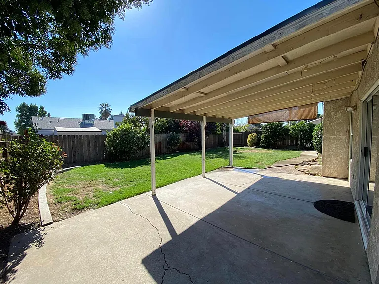 2112 Goldstone Way — Photo 31