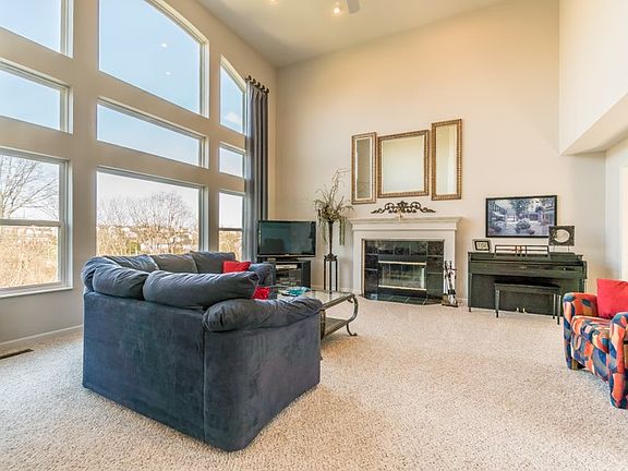 5th image of 3974 Ashmont Dr