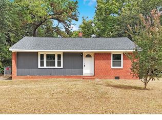 4914 Walnut Dr, Fayetteville, NC 28304