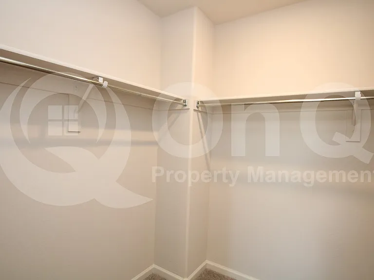 3750 N San Carlos Dr — Photo 15