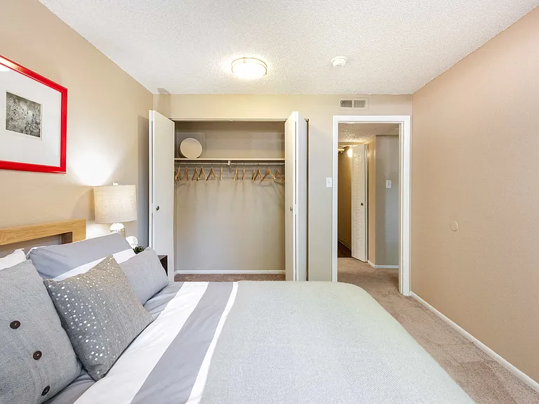 Webster Lake Apartments — Photo 11