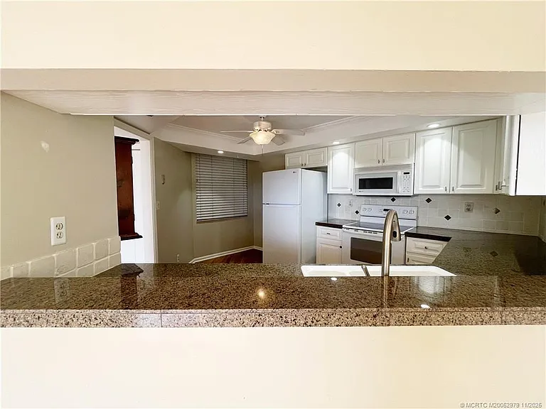 9500 S Ocean Dr #1410 — Photo 5