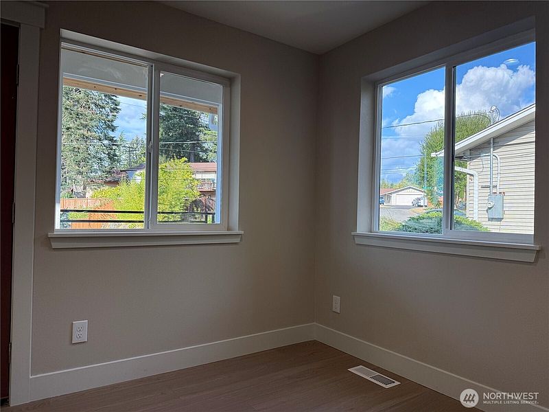 4th image of 10819 SE 236th Street