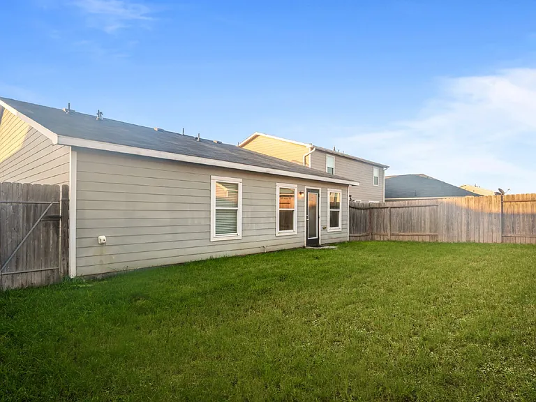 15638 Del Norte Dr — Photo 22
