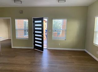 5117 W 21st St, Los Angeles, CA 90016