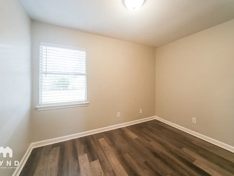 2695 Shady Grove Dr — Photo 11