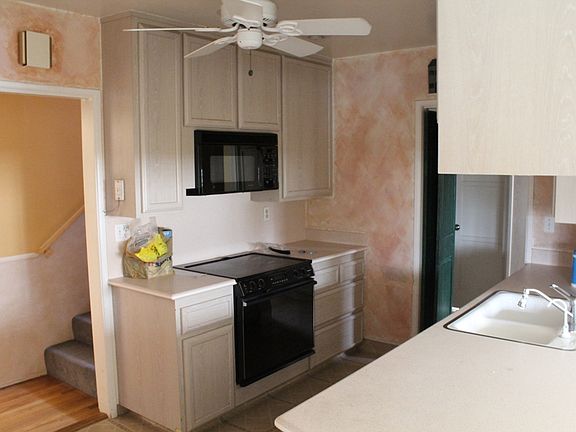 4th image of 2847 Ladoga Ave