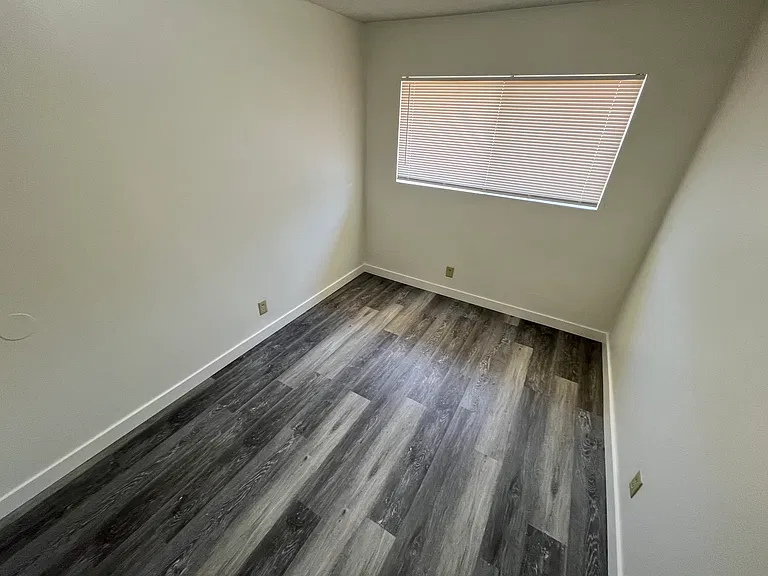 408 N M St #A — Photo 7