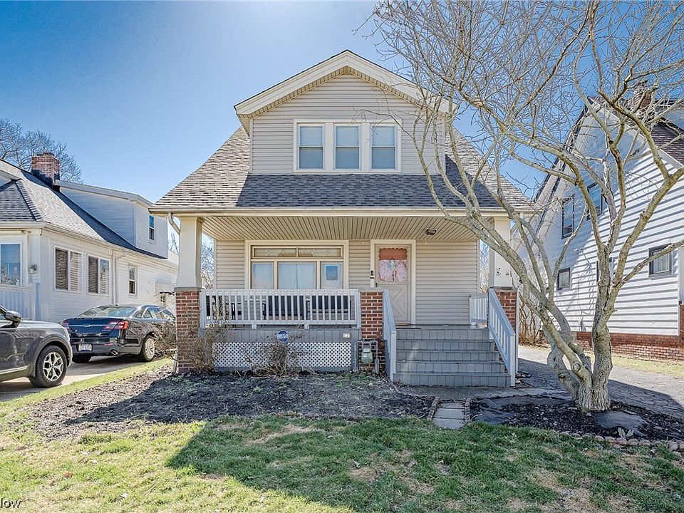 1st image of 26470 Shoreview Ave
