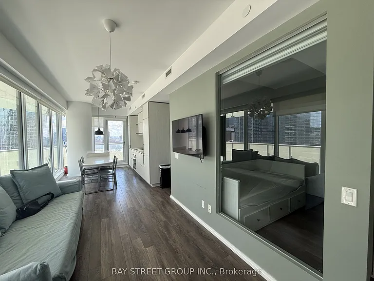 197 Yonge St #1709 — Photo 19