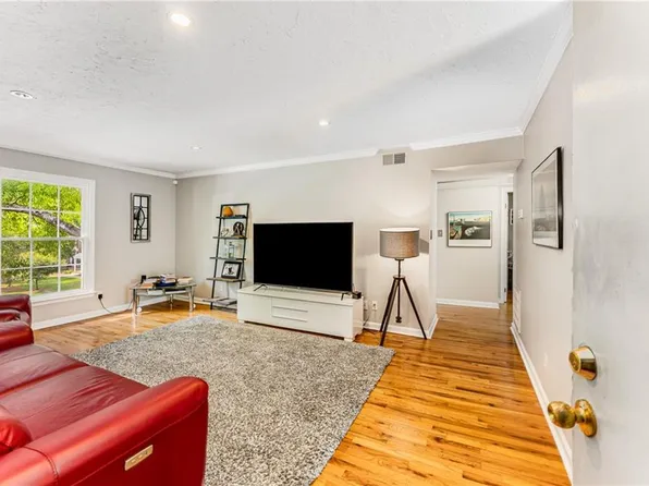 6700 Roswell Rd Unit 27C, Sandy Springs, GA 30328
