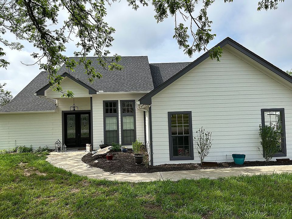 188 County Road 4516, Castroville, TX 78009 Zillow