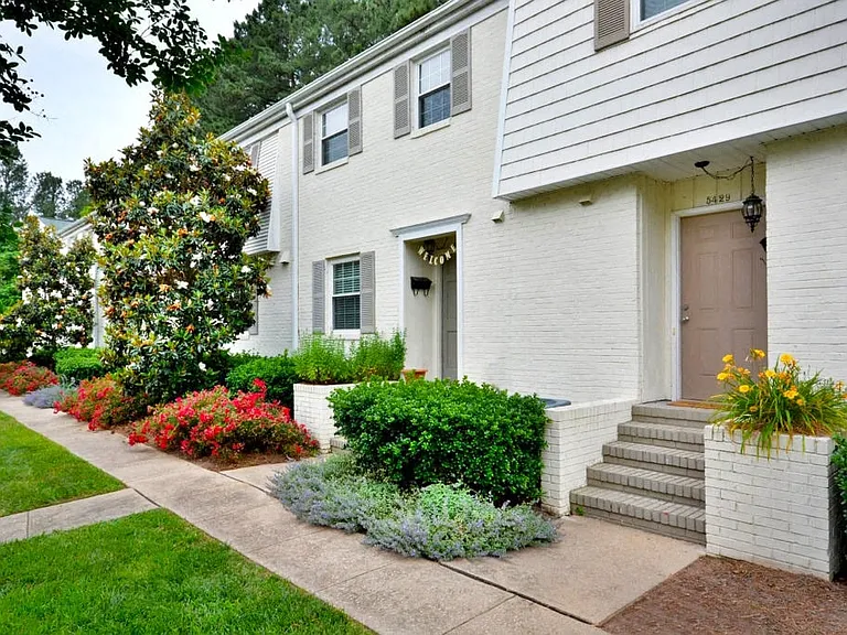 Midtown Park Townhomes — Photo 7