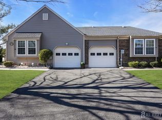 19 Hillsborough Dr #A, Monroe Township, NJ 08831