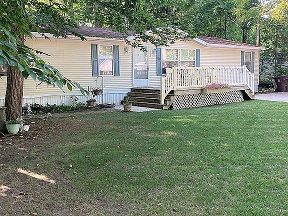 2nd image of 2704 Ovid St