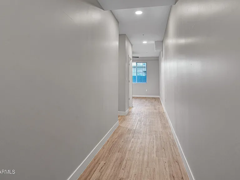 1023 W 5th St #1018 — Photo 2