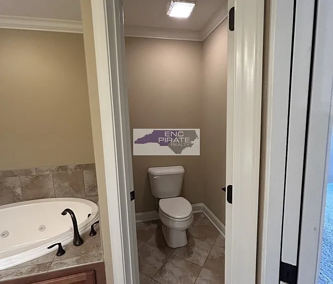 1629 Brook Hollow Dr #A — Photo 14
