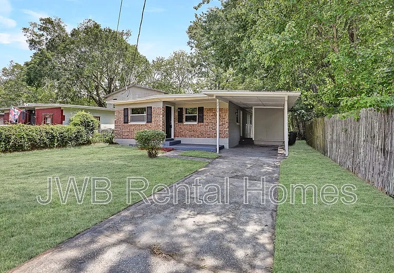 2262 Kingston St — Photo 16
