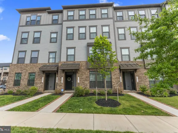 1691 Dunnington Pl Unit 7002L, Dumfries, VA 22026