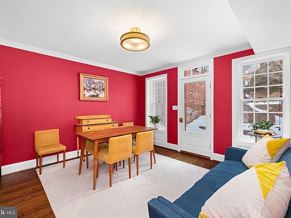 3rd image of 3127 O St NW