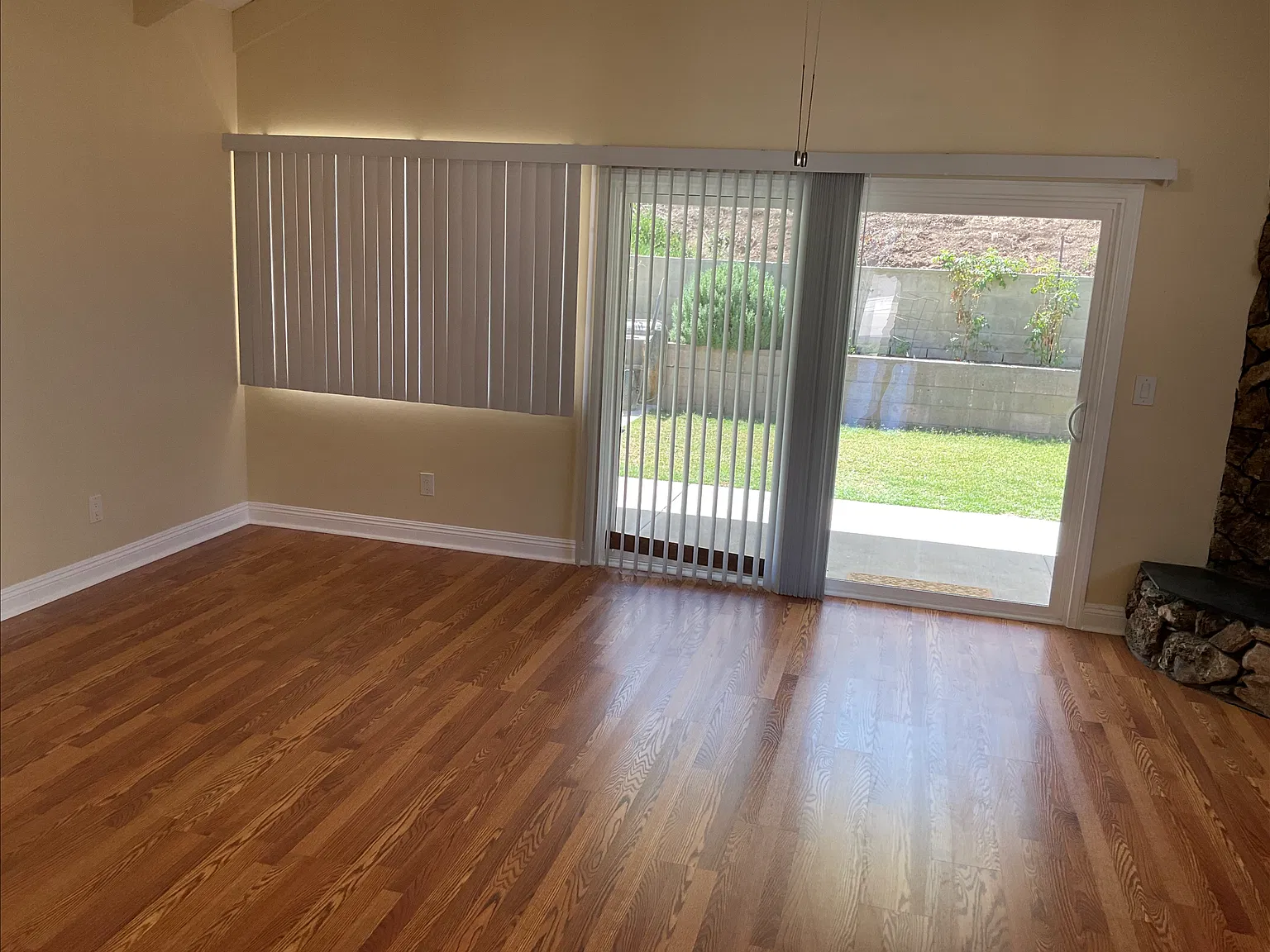 3 bed, 1692 sqft, $5,400 — Photo 4