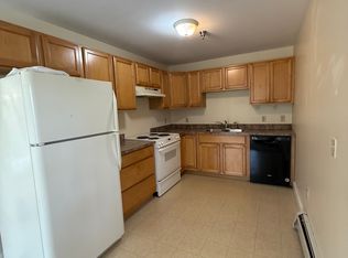 3391 Mountain Rd, Stowe, VT 05672