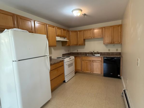 3391 Mountain Rd, Stowe, VT 05672