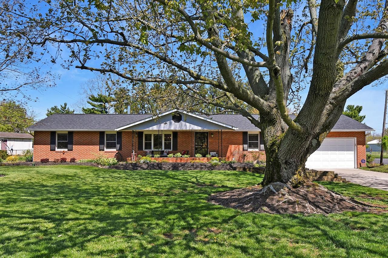 820 Hibbs Rd, Lockbourne, OH 43137 Zillow