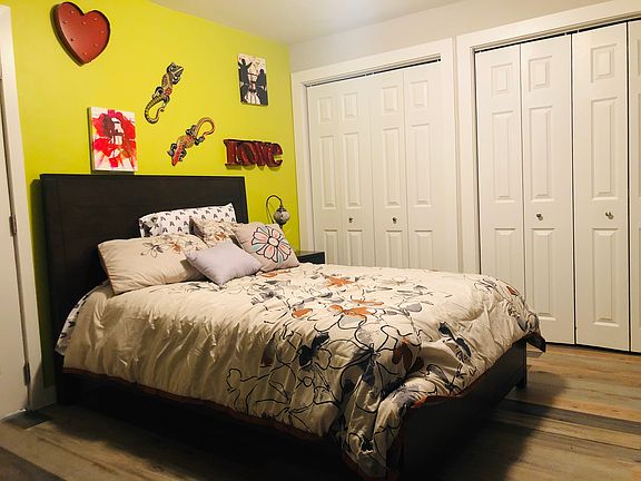 guest bedroom 2-downstairs