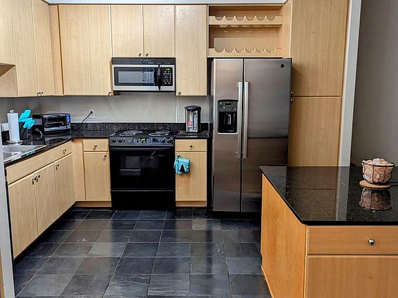 Spacious kitchen