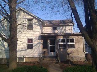 612 7th Ave, Sterling, IL 61081