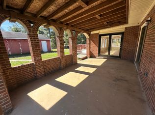 5201 Mawood St, Fayetteville, NC 28314