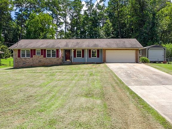 2nd image of 2916 Manor Ct