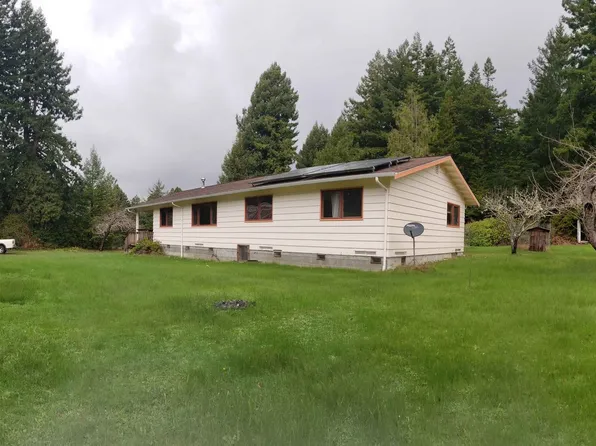 4456 Mitchell Rd, Eureka, CA 95503