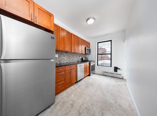 25-05 Steinway St #2, Astoria, NY 11103