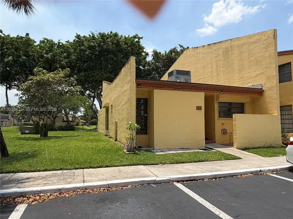 1540 NW 93rd Ave #296, Hollywood, FL 33024