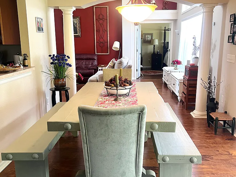 565 Brighton Dr — Photo 18
