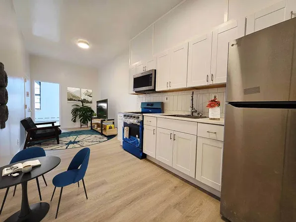 4814 Fifth Avenue image 1 of 6