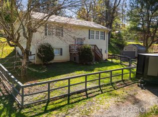 289 Riverview Church Rd, Asheville, NC 28806